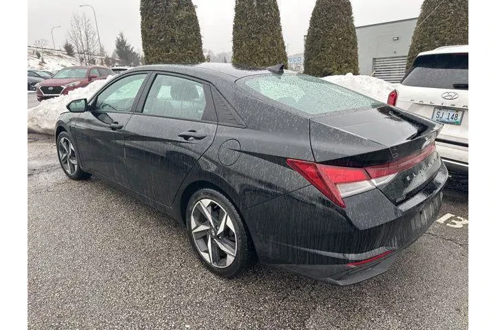 $17888 : Hyundai ELANTRA 2023 SEL 4dr image 2