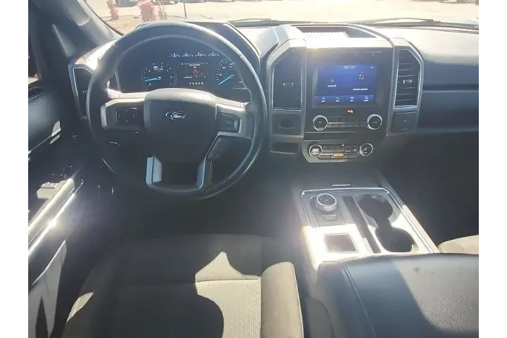 $31997 : Ford Expedition 2021 4x2 XLT image 9