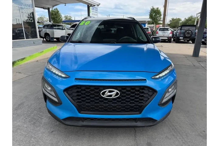 2020 Kona SEL image 2