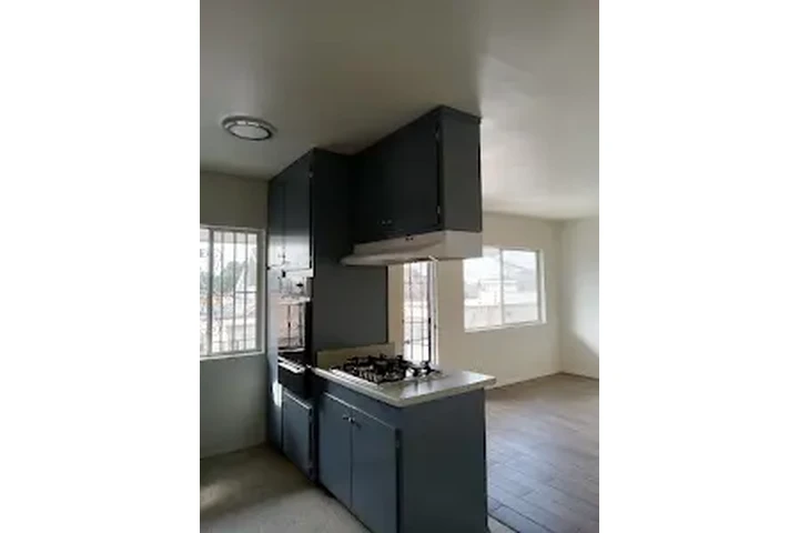 HUNTINGTON PARK $1,895/MES image 7