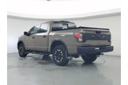 $30998 : Nissan Titan 2021 4x4 PRO-4X thumbnail