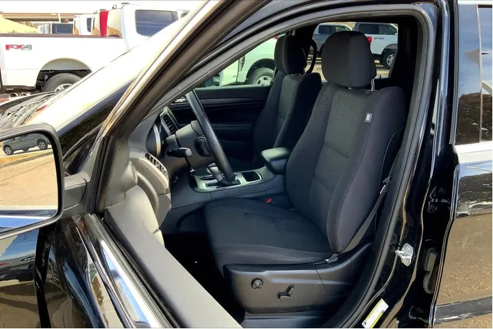 $15806 : Jeep Grand Cherokee 2019 4x2 image 7