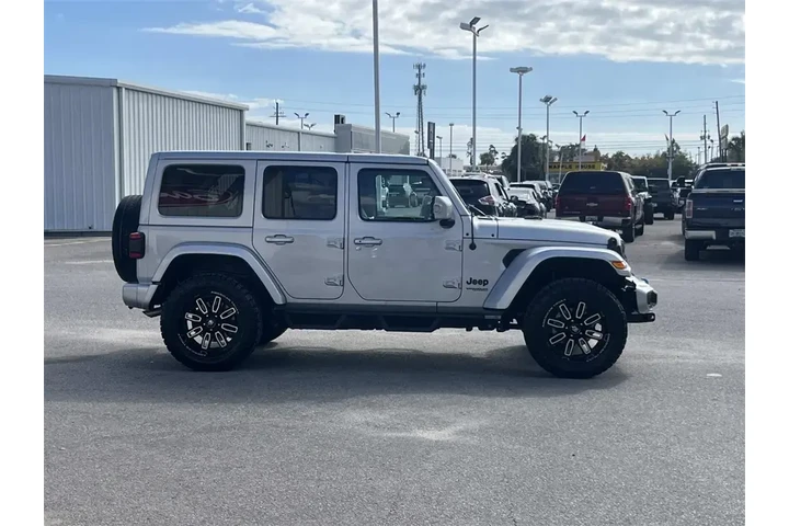 $37678 : Jeep Wrangler Unlimited 2022 image 6