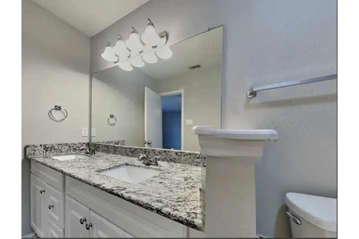 $1400 : Low income house for rent image 5