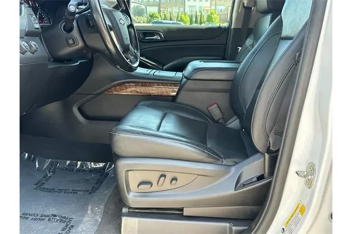 $32098 : Chevrolet Tahoe 2020 4x4 Pre image 9