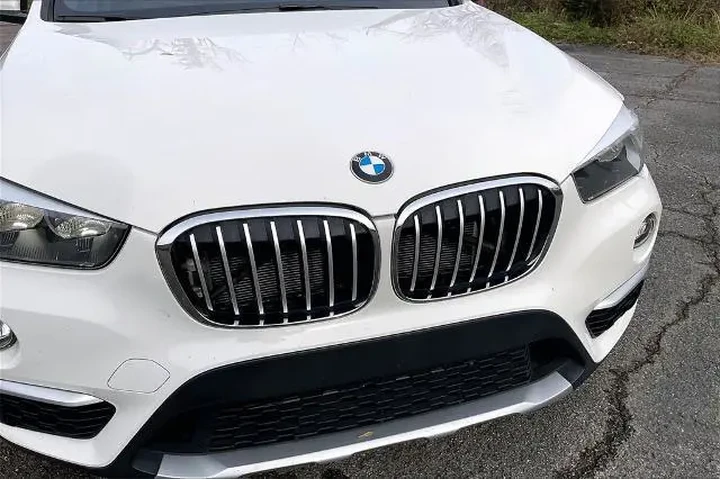 $14491 : BMW X1 2018 AWD xDrive28i 4d image 5