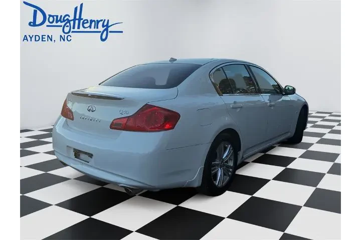 $7399 : INFINITI Q40 2015 4dr Sedan image 5