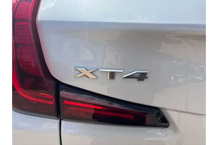 $31995 : 2023 XT4 image 10