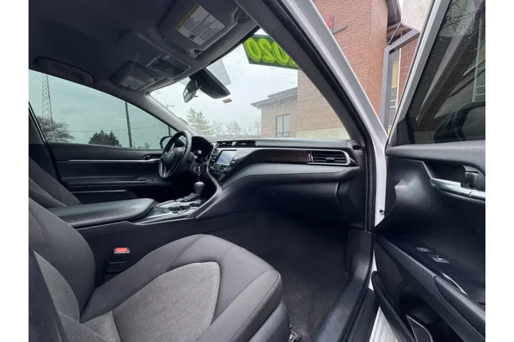 $17999 : 2020 Camry LE image 10
