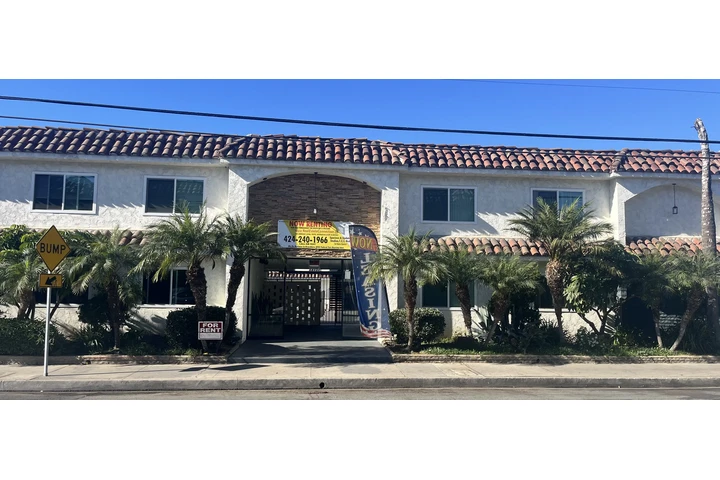 $1525 : Studio  for rent image 8