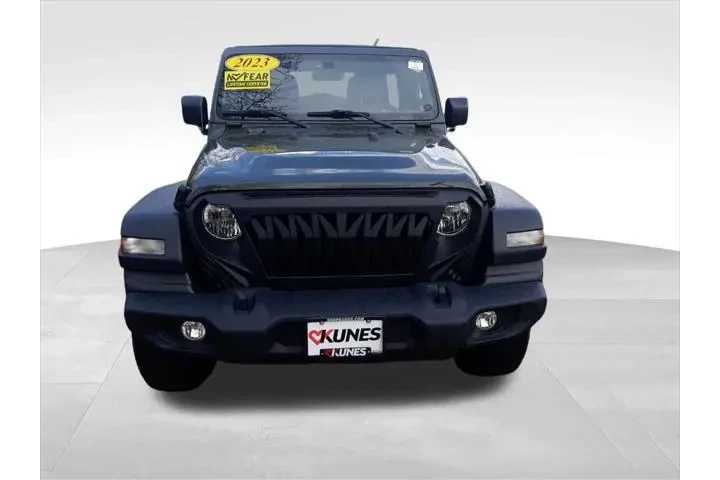 $33955 : Jeep Wrangler 2023 4x4 Sport image 4