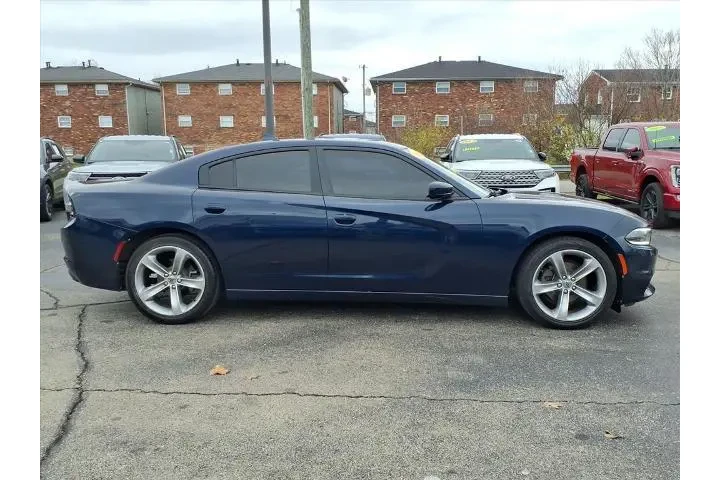 $19888 : Dodge Charger 2017 SXT 4dr S image 2