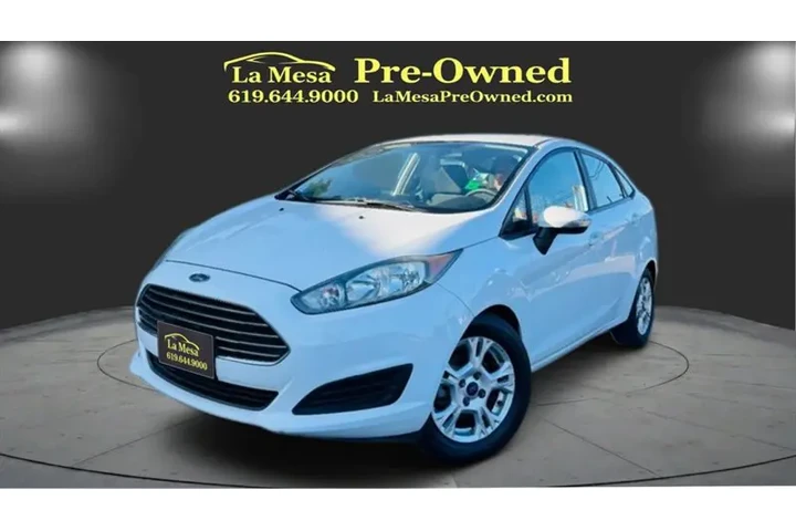 $6995 : 2015 Fiesta SE image 1
