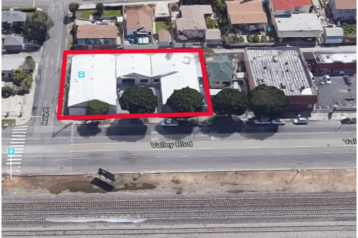 $5200 : SE RENTA ESPACIO COMERCIAL/IND image 2