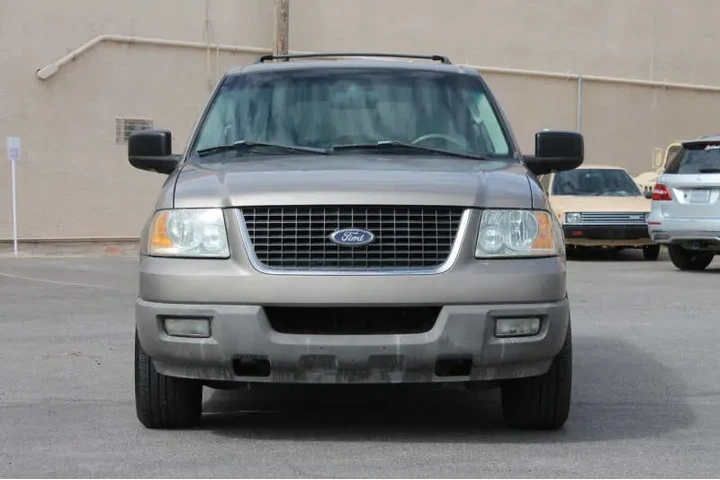 $5995 : 2003 Expedition XLT image 3