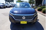 $18988 : Volkswagen Passat 2022 SE 4d thumbnail