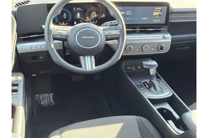 $23990 : Hyundai KONA 2025 SE 4dr Cro image 8