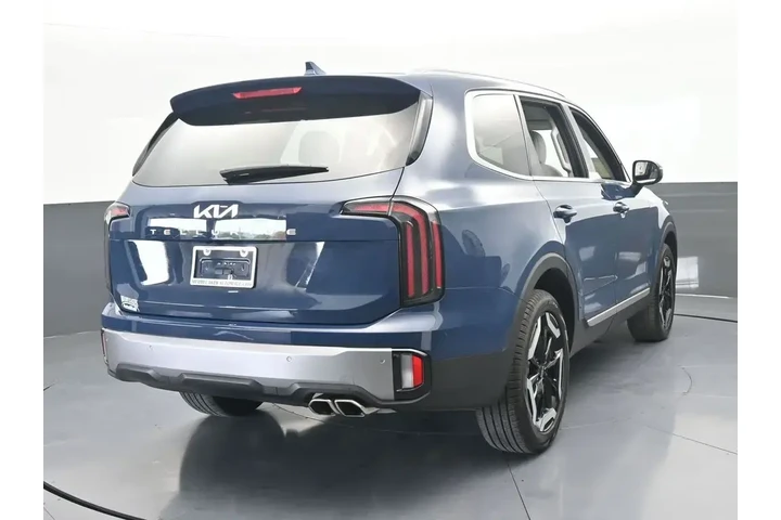 $36291 : Kia Telluride 2025 EX 4dr SU image 5