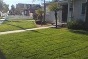 Installation of natural grass thumbnail