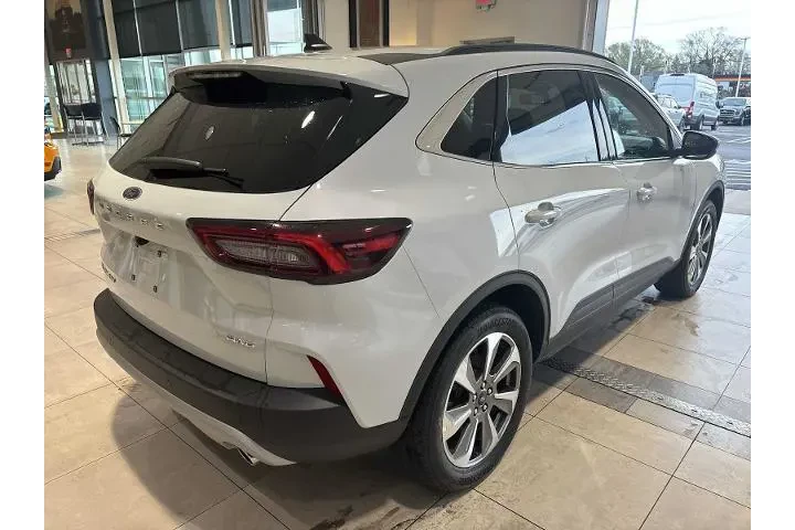 $28455 : Ford Escape 2025 AWD Platinu image 3