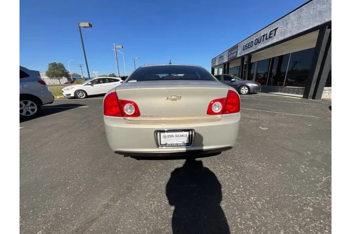 2011 Malibu LT image 5