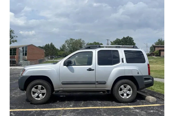 $5999 : 2012 Xterra X image 5