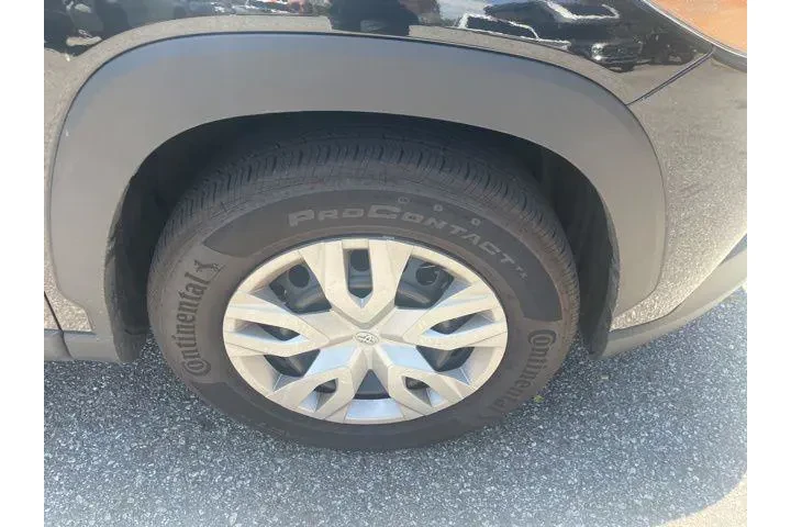 $27439 : Toyota Corolla Cross 2025 L image 4