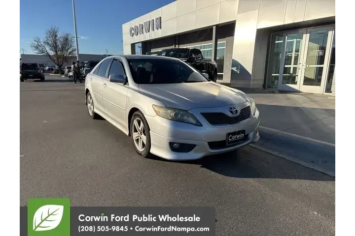 $8500 : Toyota Camry 2011 SE 4dr Sed image 1