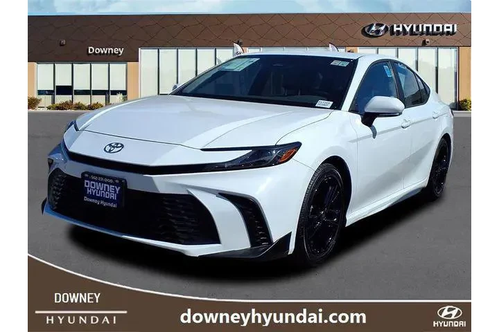 $29186 : Toyota Camry 2025 SE 4dr Sed image 1