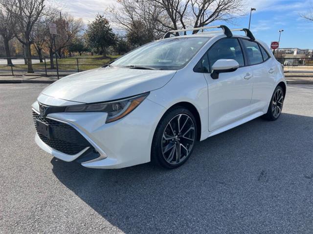 $16500 : 2019 Corolla Hatchback XSE image 3