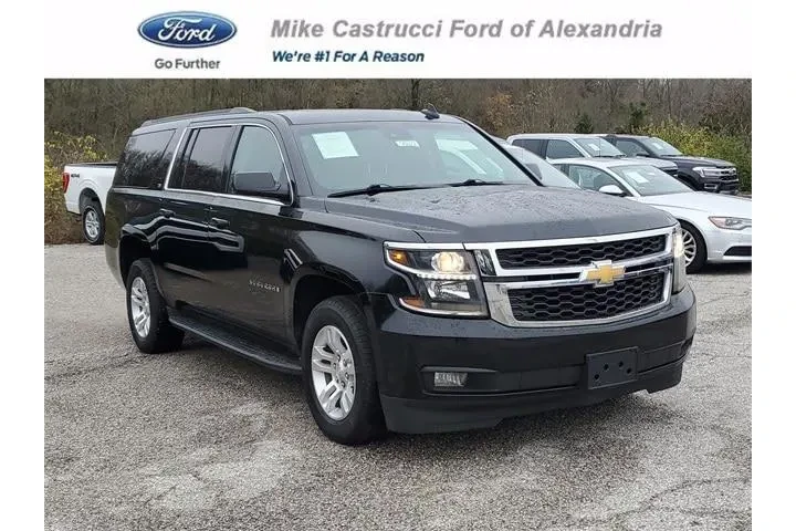 $21443 : Chevrolet Suburban 2017 4x4 image 1