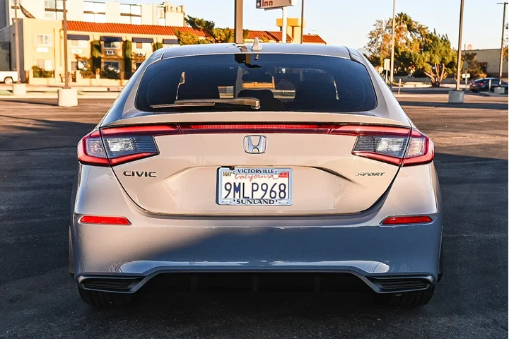 Honda Civic 2024 Sport 4dr H image 7