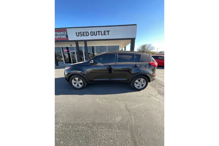 2012 Sportage image 2