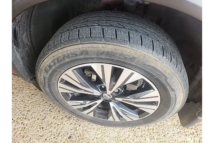 $17941 : Nissan Rogue 2021 SV 4dr Cro image 5