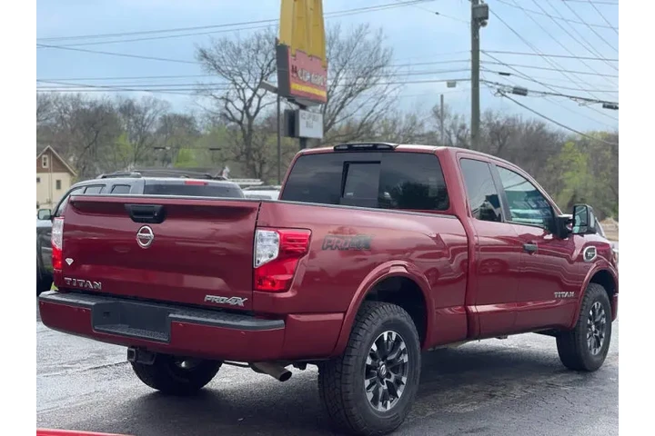 $24995 : 2017 Titan PRO-4X image 7