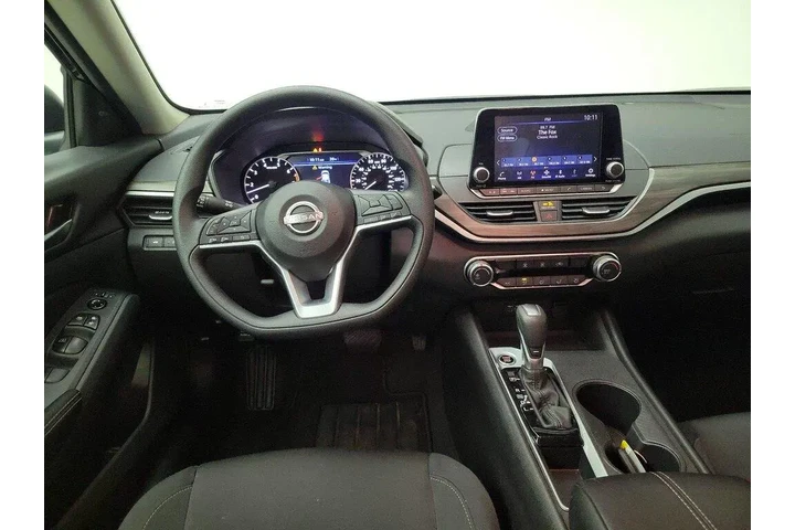 $21998 : Nissan Altima 2025 2.5 SV 4d image 9