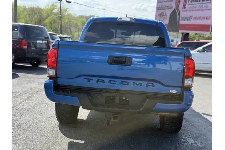 $27495 : 2018 Tacoma TRD Sport image 5