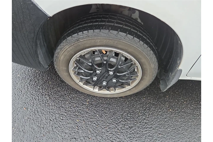 $12995 : 2019 NV200 SV image 9