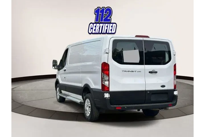 $31100 : Ford Transit 2024 250 3dr SW image 4