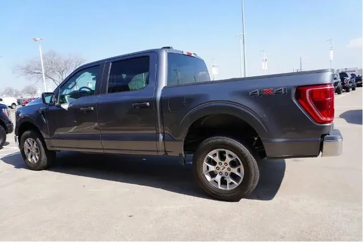 $38488 : Ford F-150 2023 4x4 XLT 4dr image 4