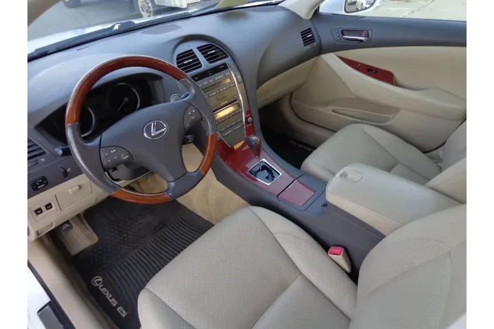 $8950 : 2009 ES 350 image 8