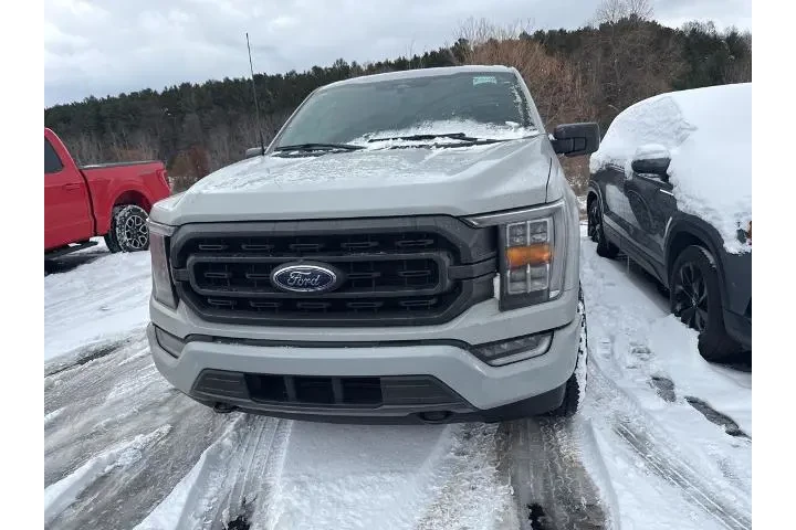 $40000 : Ford F-150 2023 4x4 XLT 4dr image 2