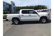 $29995 : Nissan Frontier 2023 4x4 S 4 thumbnail