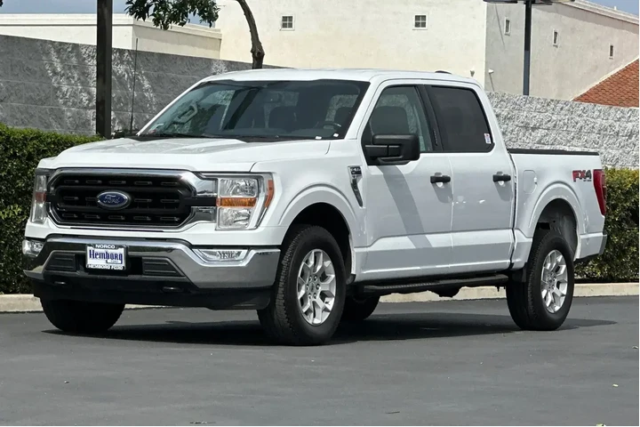 $38200 : Ford F-150 2022 4x4 XL 4dr S image 8