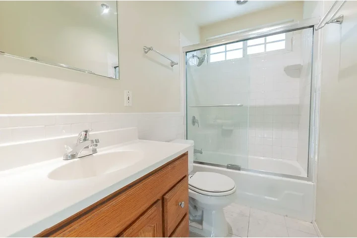 $1500 : ¡Situada en un barrio tranquil image 7