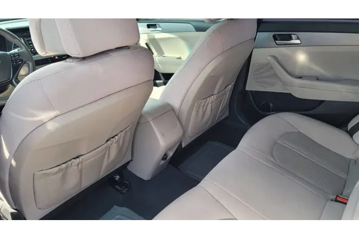$10995 : 2017 Sonata SE image 9