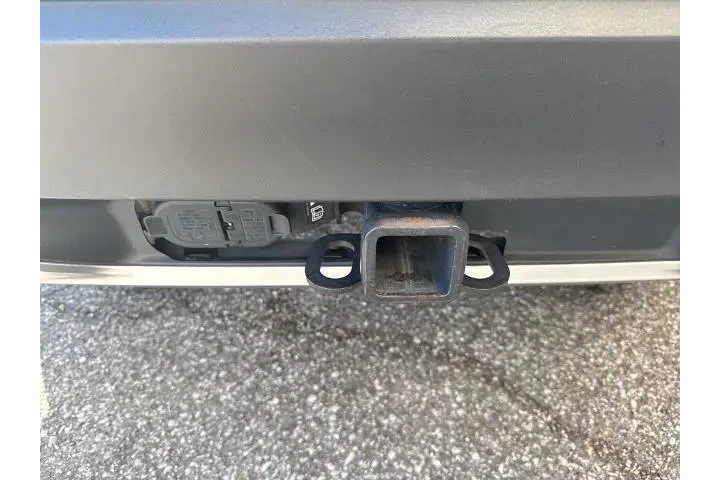 $34500 : Ford Explorer 2023 AWD XLT 4 image 8