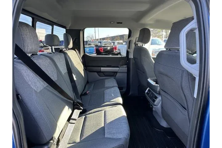 $38280 : Ford F-150 2022 4x4 XLT 4dr image 10