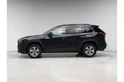 $29998 : Toyota RAV4 2023 AWD XLE 4dr thumbnail