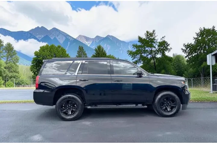 2020 Tahoe LS image 3